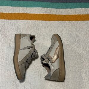 ShuShop Beige and Metallic Gold Low-Top Sneakers
